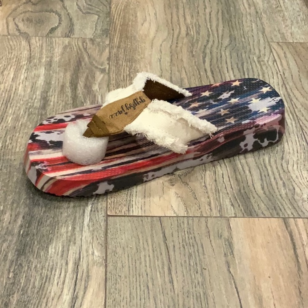 NEW 
Gypsy Jazz flat flip flop
